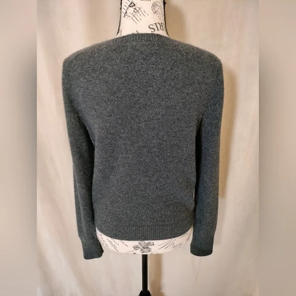 EUC! Boden Classic Cashmere Gray Women's Sweater. Size S - Picture 4 of 6